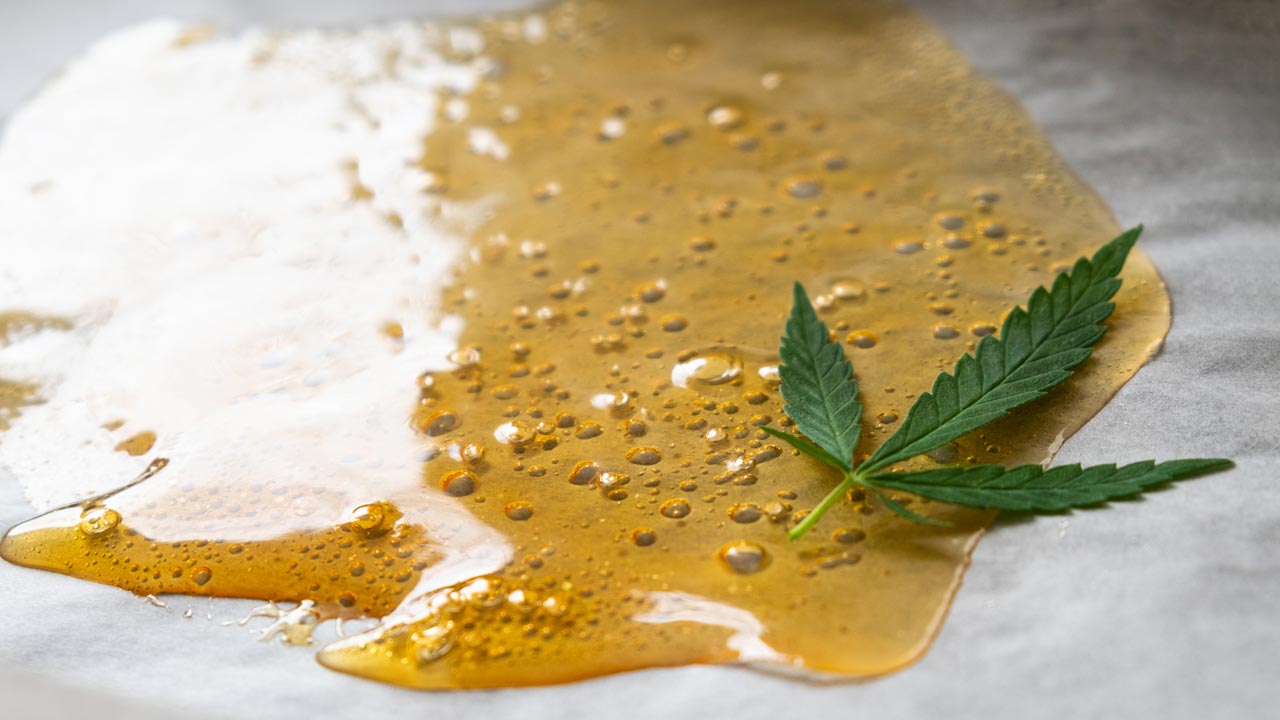 What is THC and What are its Benefits? - Erth Wellness